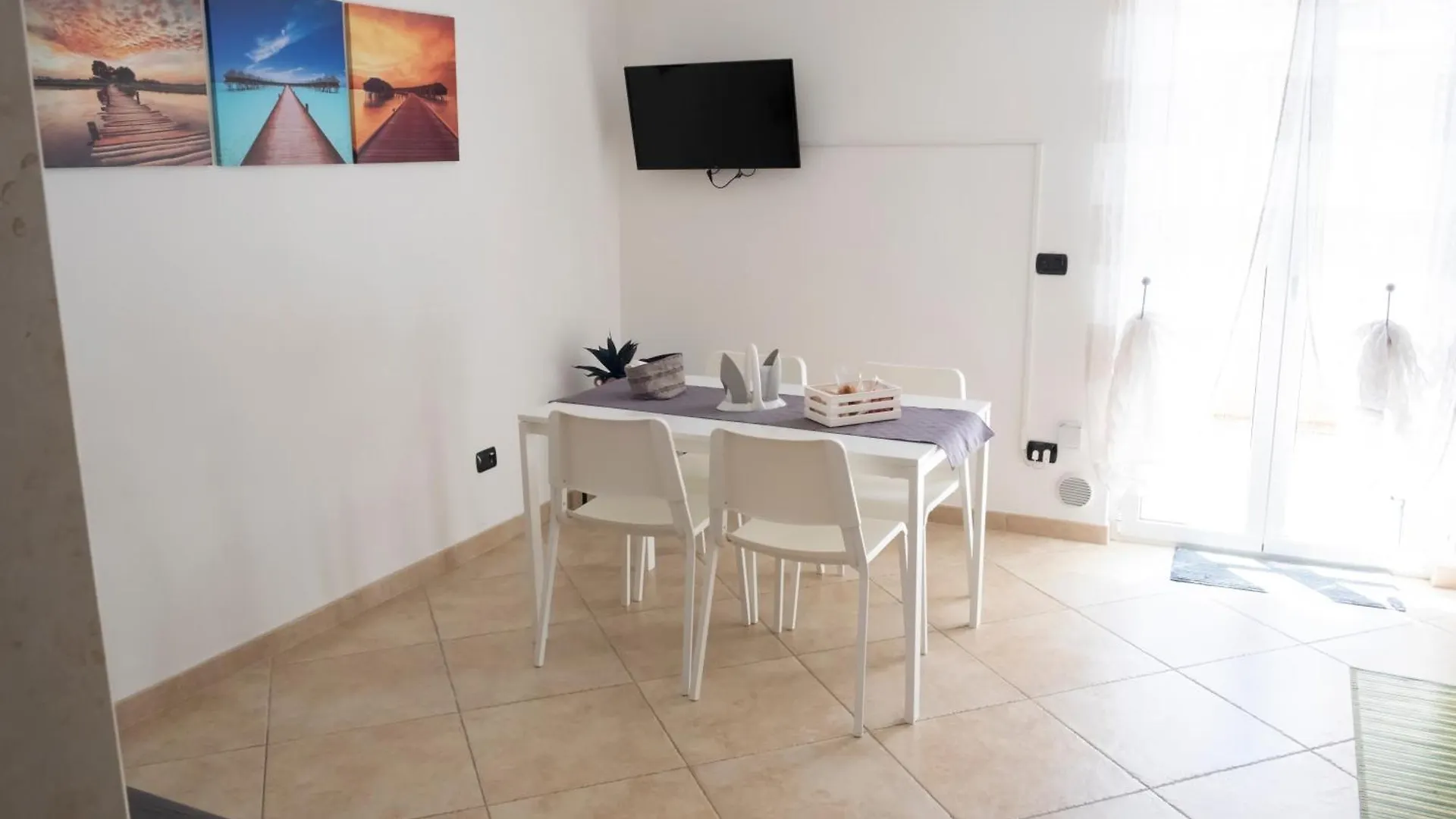 Вилла Elly'S House Бари 0*,  Италия